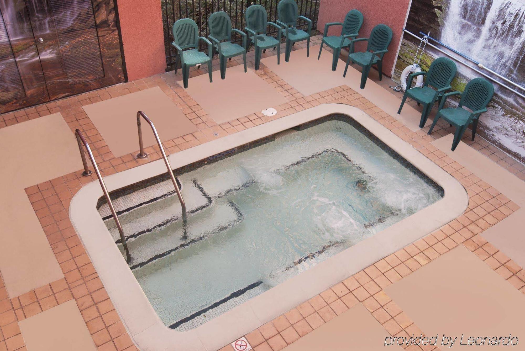 Days By Wyndham Hotel Concord