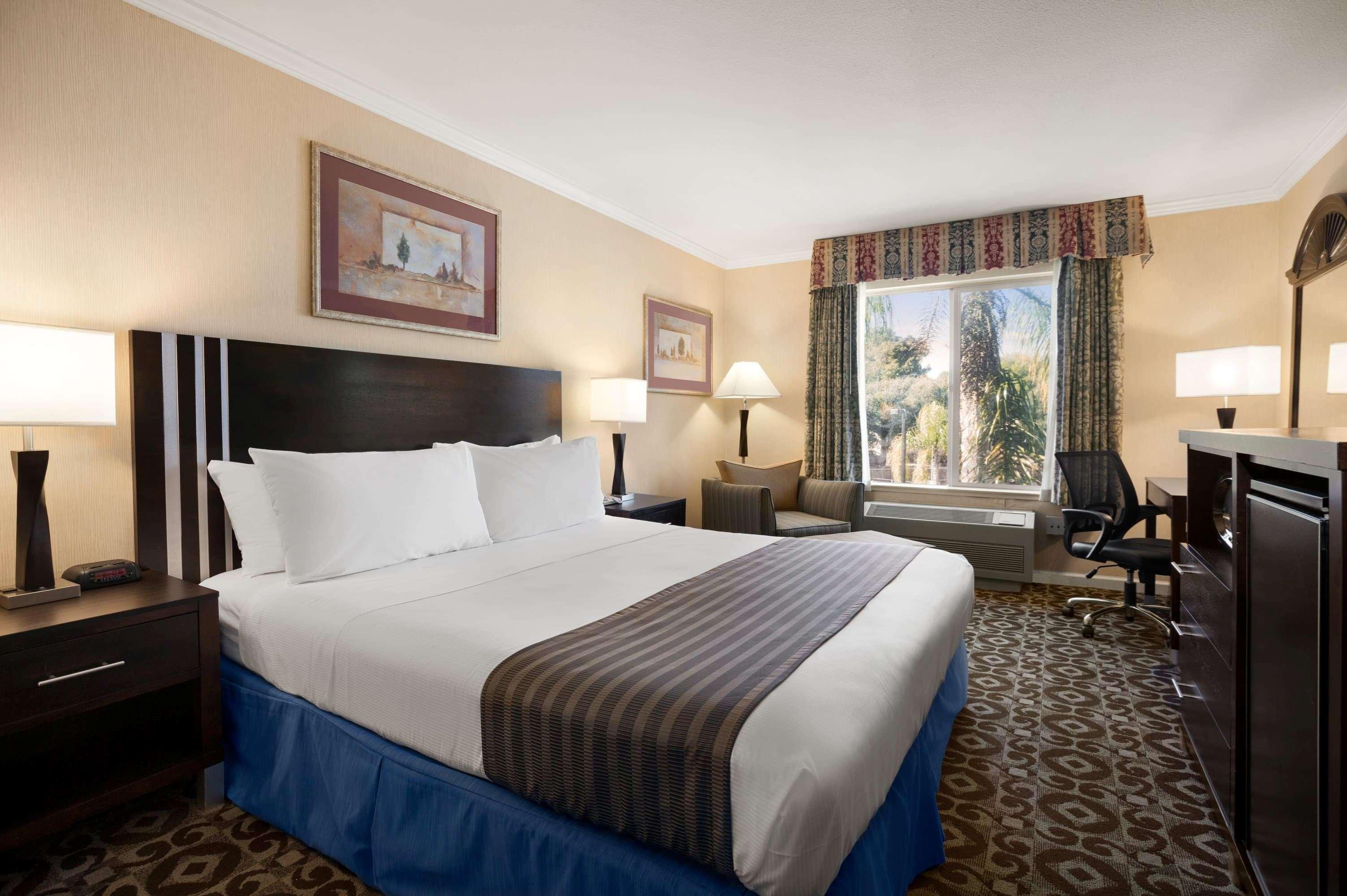 Days By Wyndham 2* Concord